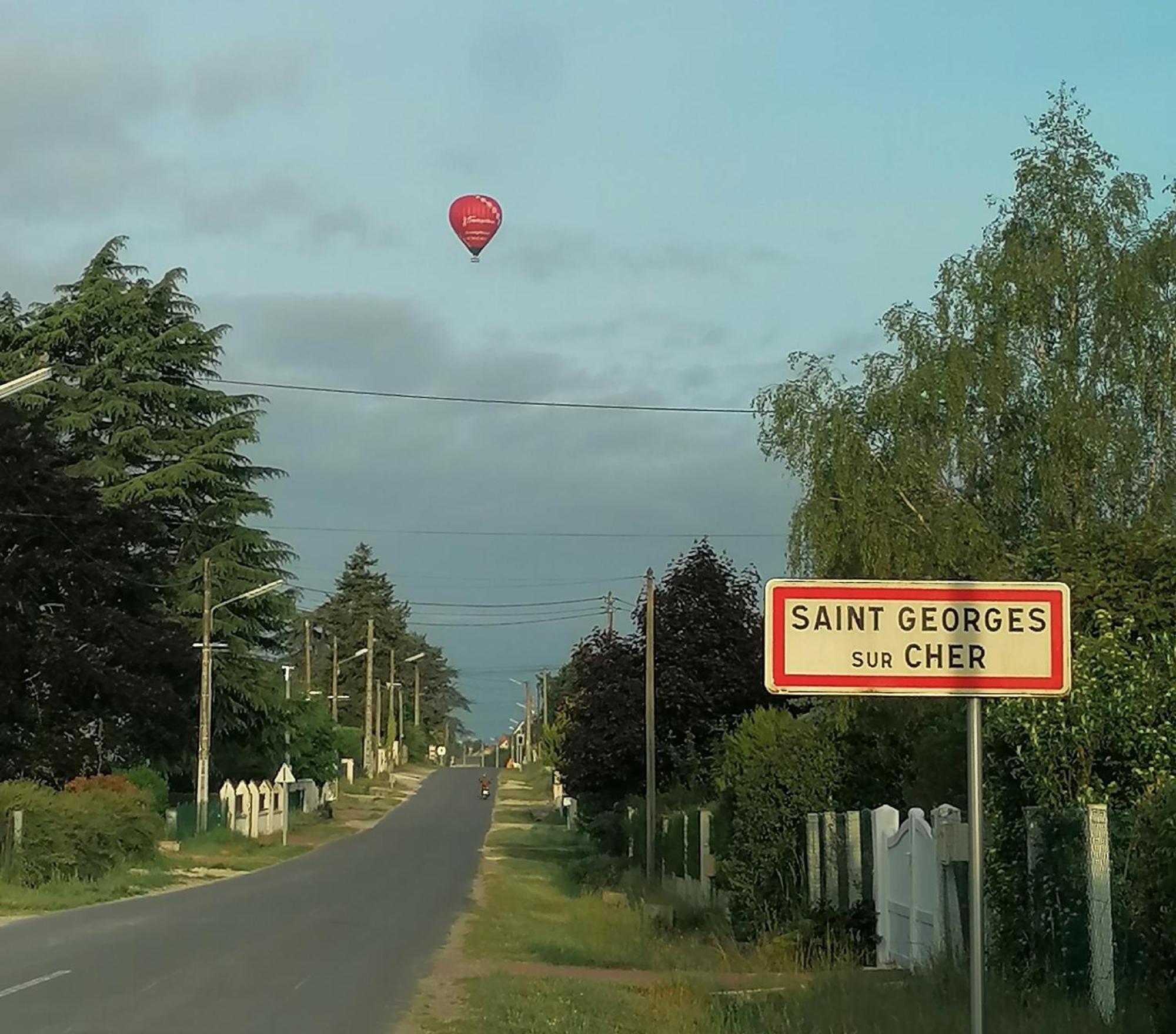 Bed and Breakfast Le Moulin Du Mesnil Saint-Georges-sur-Cher Exterior foto