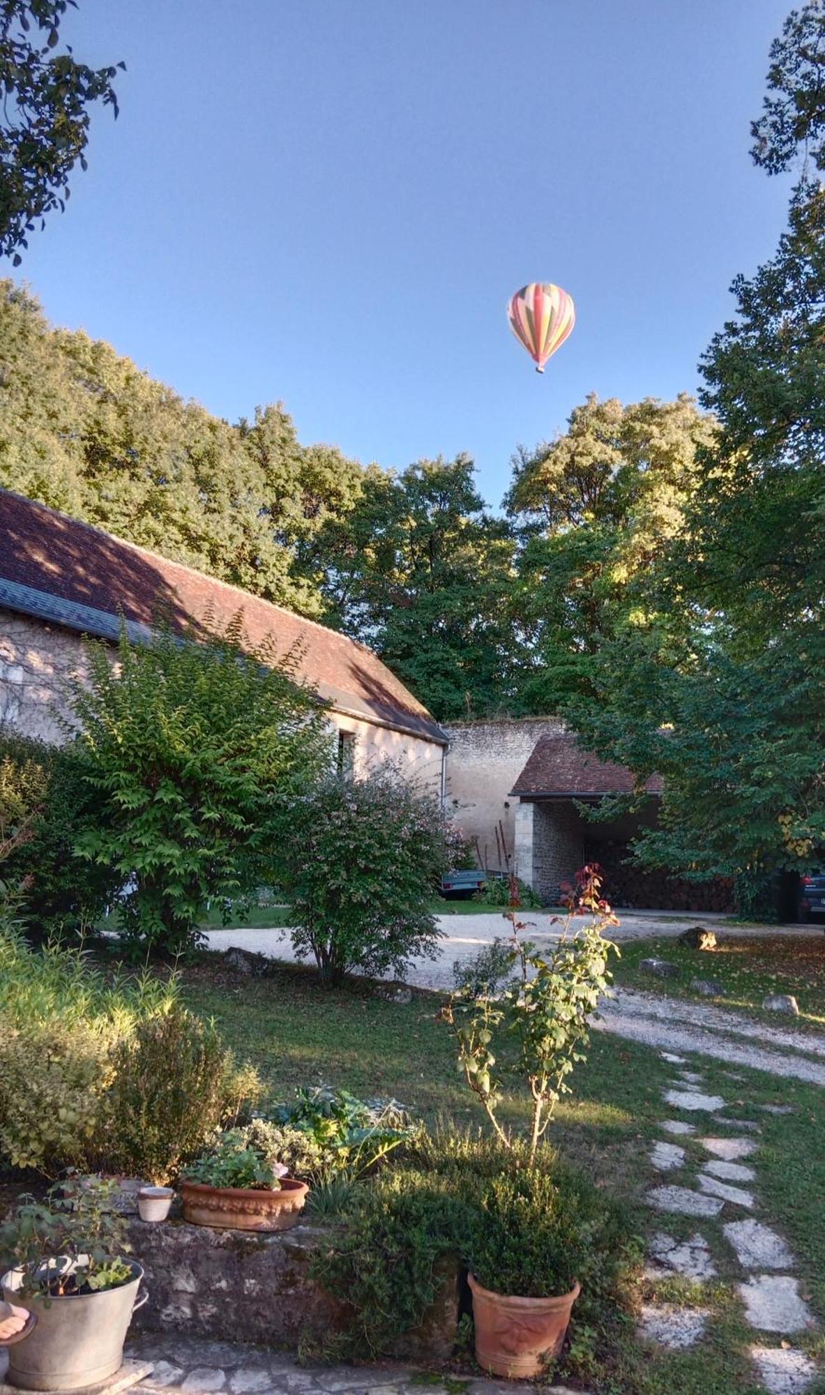 Bed and Breakfast Le Moulin Du Mesnil Saint-Georges-sur-Cher Exterior foto