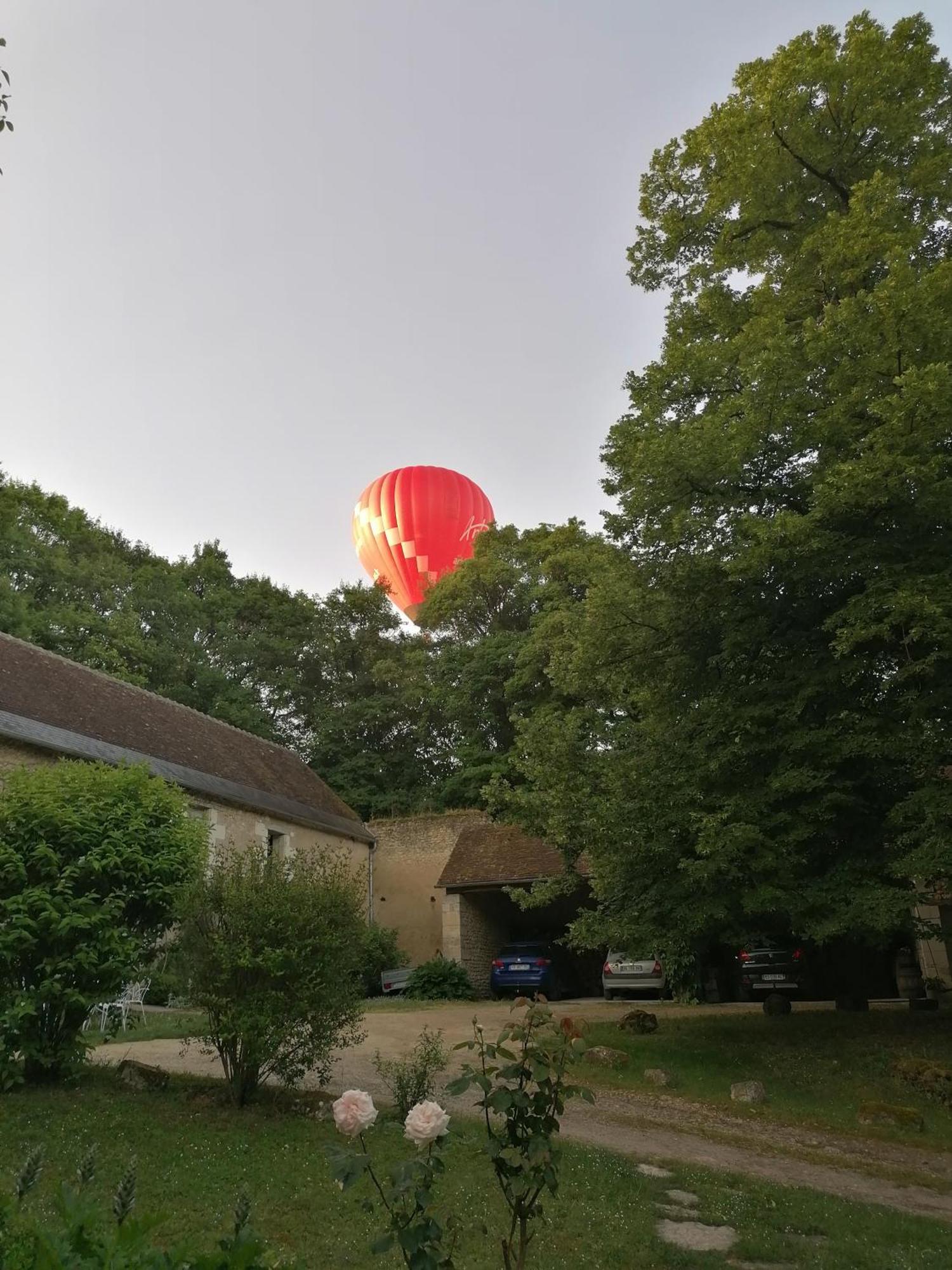 Bed and Breakfast Le Moulin Du Mesnil Saint-Georges-sur-Cher Exterior foto